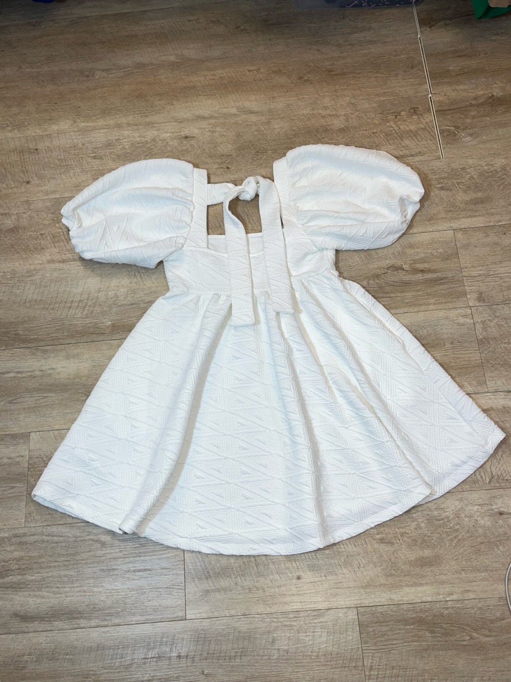 Free People Violet White Puff Sleeves Tie Back Dress Size Medium - Picture 10 of 10
